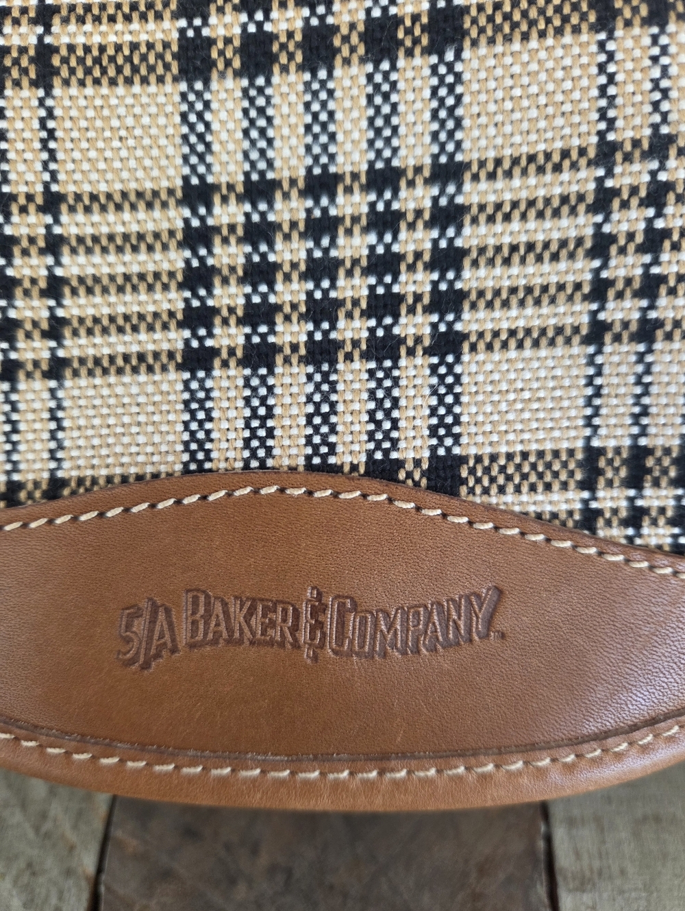 5A Baker & Company Small Bag - Picture 12 of 12
